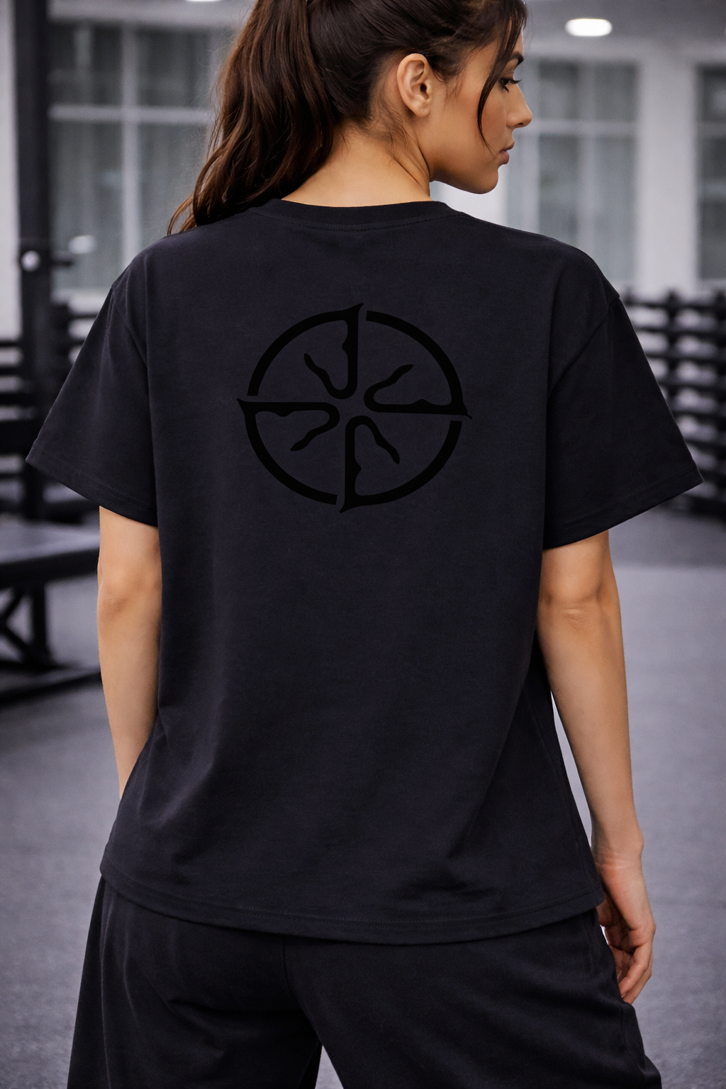 Echo Minimal Standard Shoulder T-Shirt