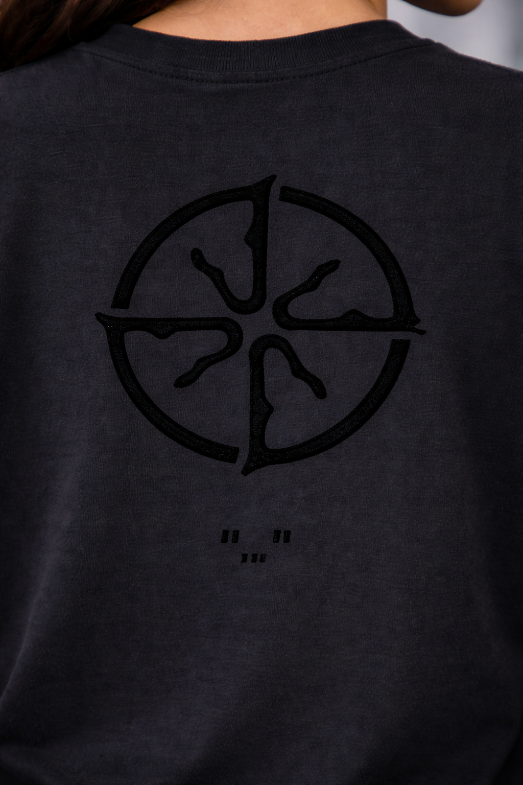 Echo Standard Shoulder T-Shirt