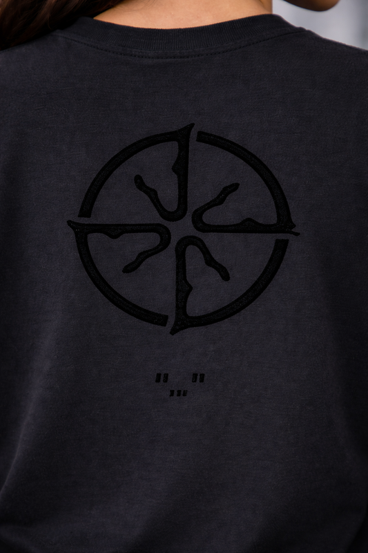 Echo Standard Shoulder T-Shirt